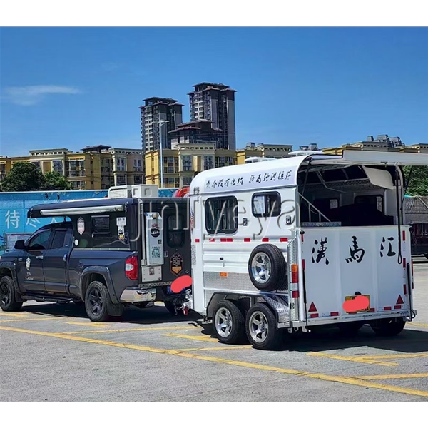 广东两马位马车